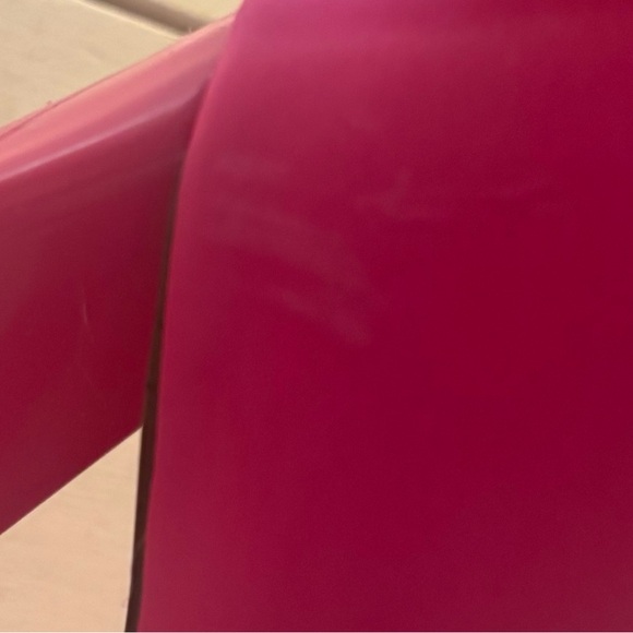 Steve Madden Neon Pink Pointed Block Heel Pump - Picture 6 of 6